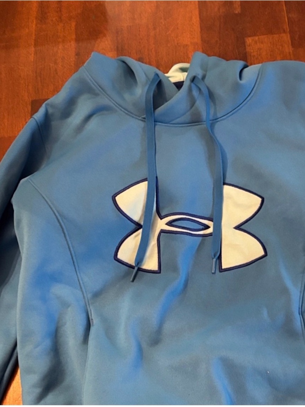 Under Armour Light Blue Pullover - Picture 5 of 5